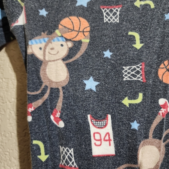 Old Navy monkey basketball zip up footie pajama Size 2T - Picture 8 of 11